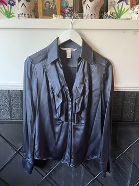 Diane Von Furstenberg Dark Navy Blue Silk Ruffle Button Down Blouse size 6